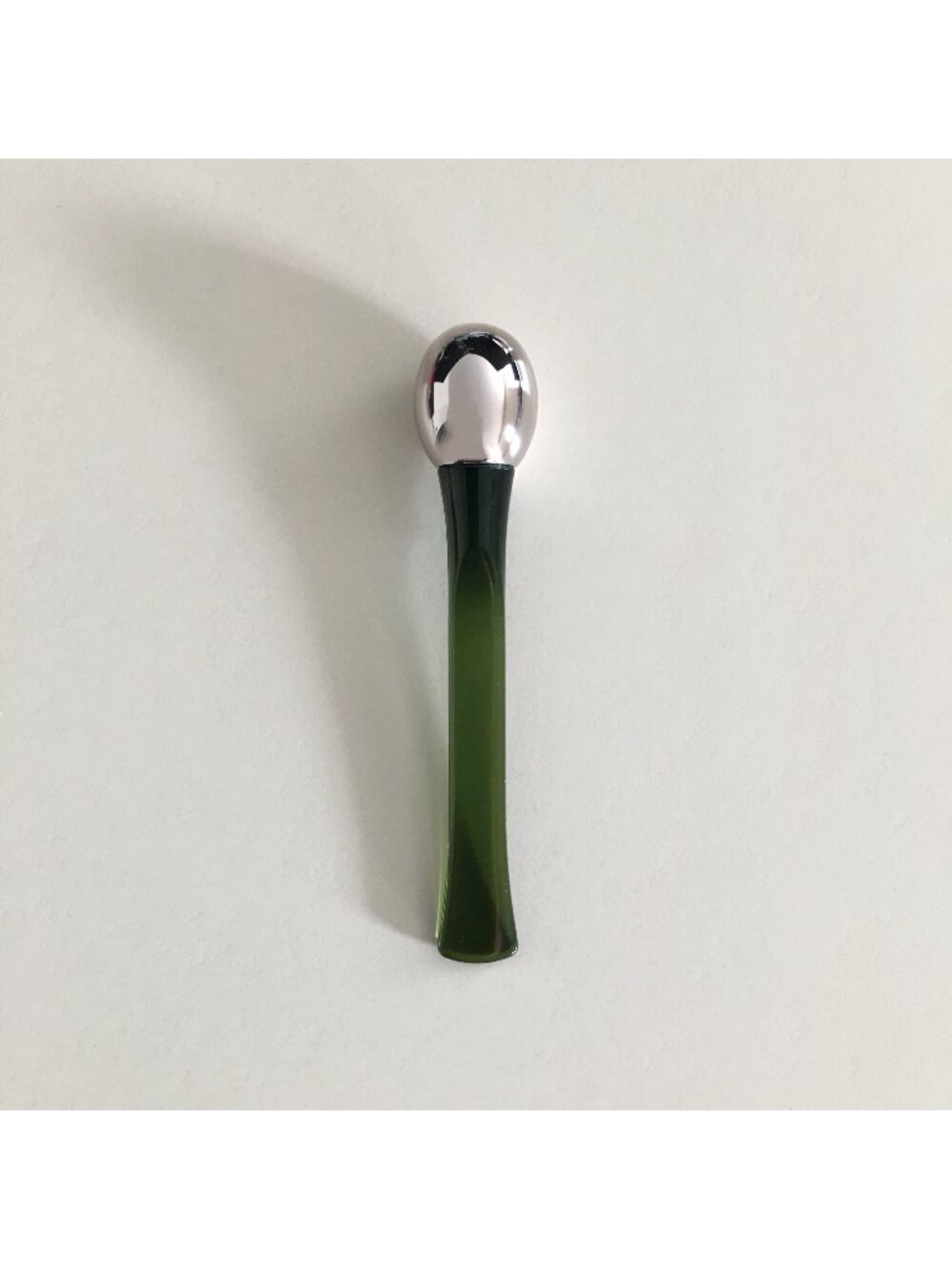 La Mer Eye Treatment Applicator